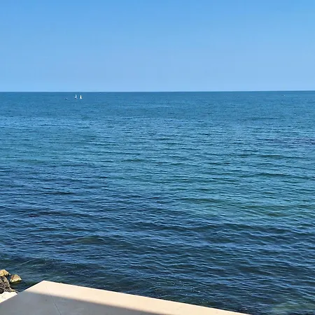 Apartment Maraya 1 ,carpe Diem Complex, Balchik, Free Parking *